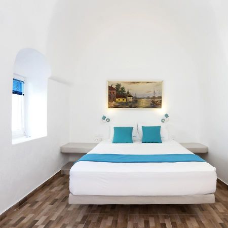 Church And Cave - Santorini Private Residences 메사리아 외부 사진