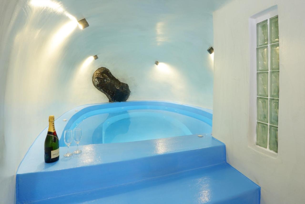 Church And Cave - Santorini Private Residences 메사리아 외부 사진