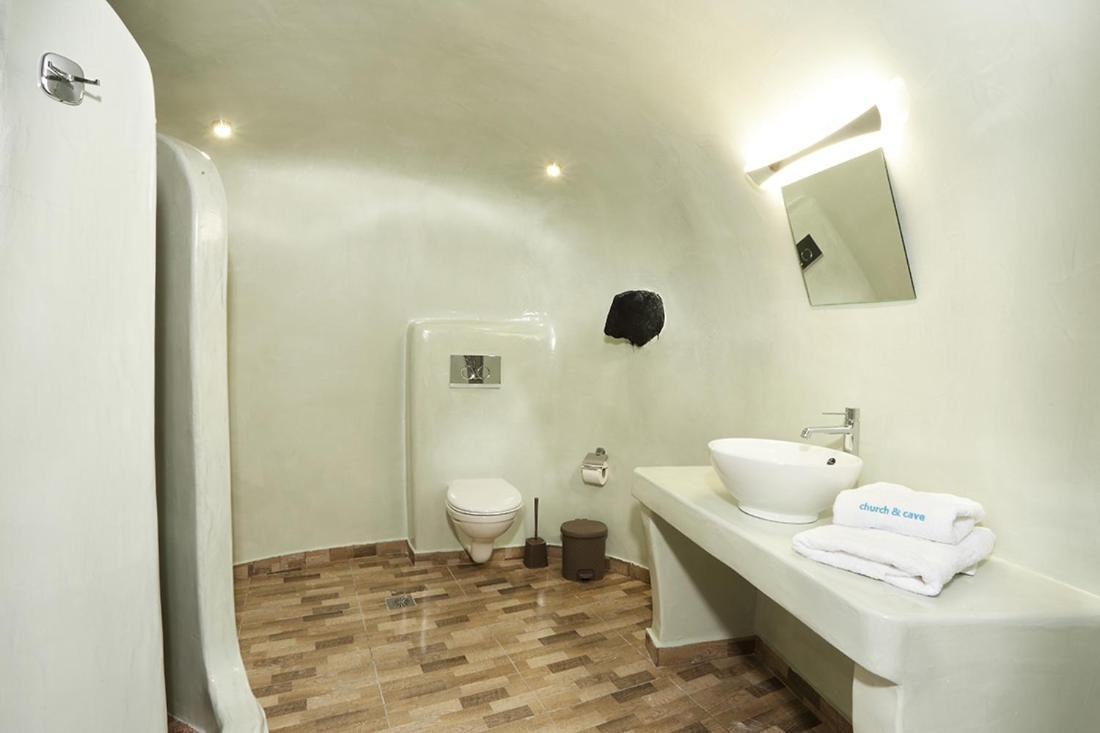 Church And Cave - Santorini Private Residences 메사리아 외부 사진