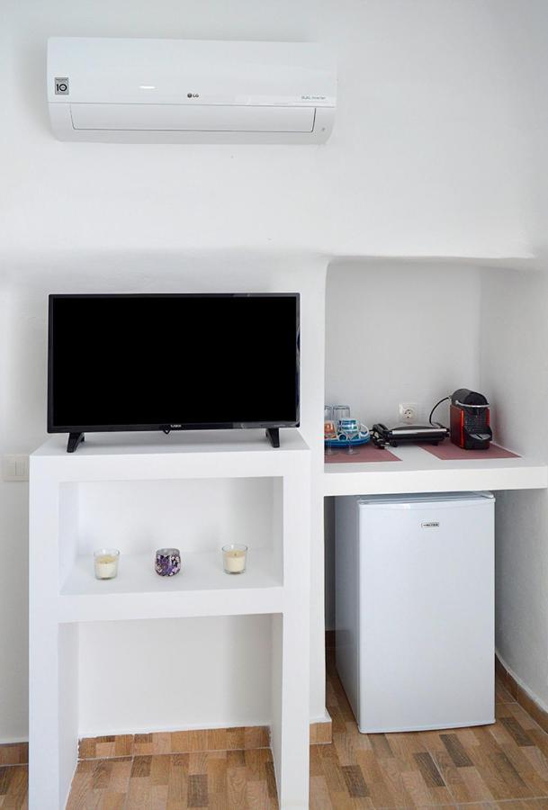 Church And Cave - Santorini Private Residences 메사리아 외부 사진