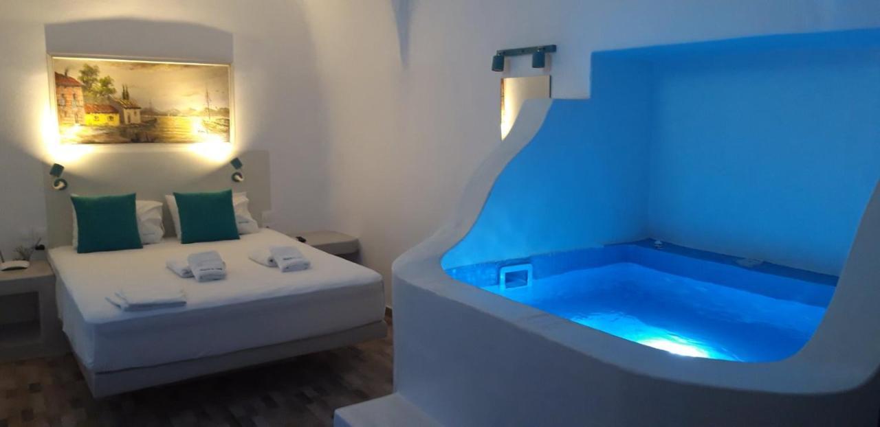 Church And Cave - Santorini Private Residences 메사리아 외부 사진